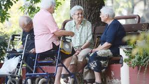 Počela isplata mirovina - jednokratna pomoć mala utjeha za umirovljenike